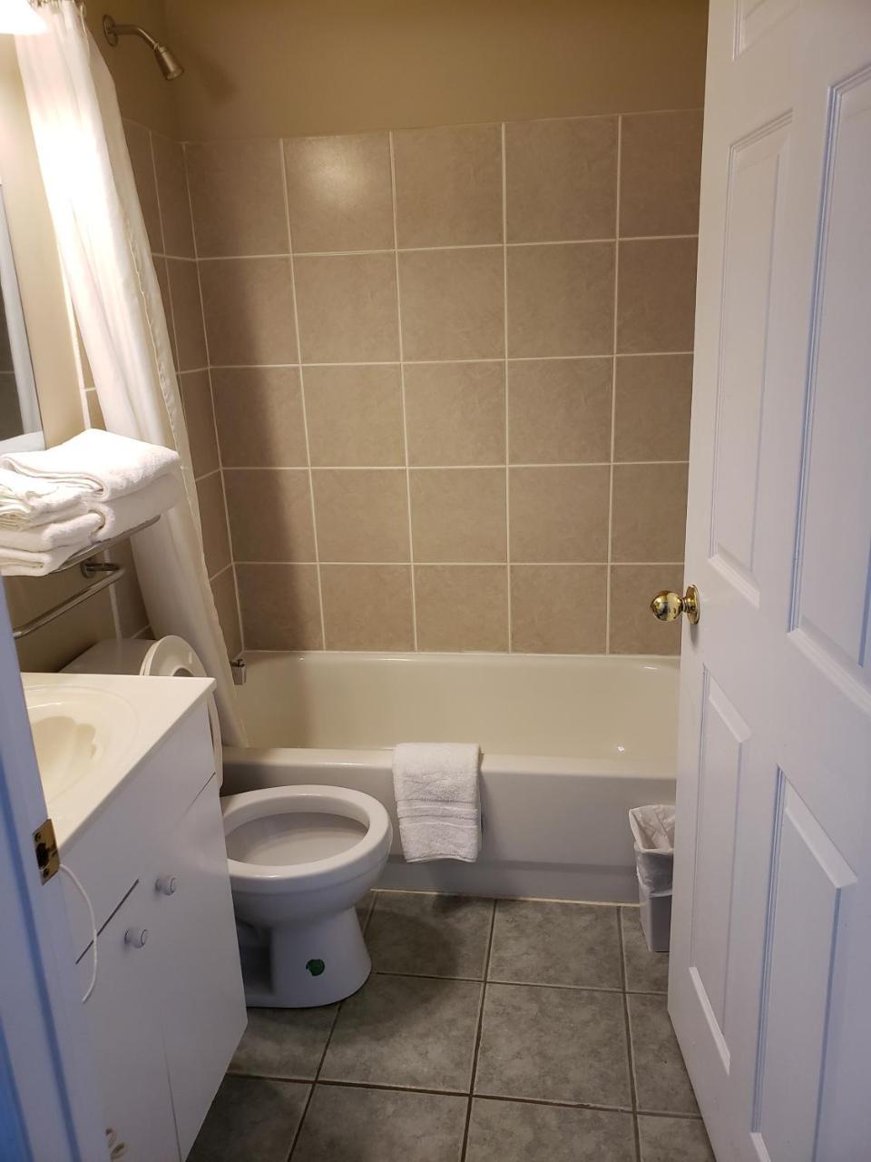 Shemron Suites Hotel Deep River Esterno foto